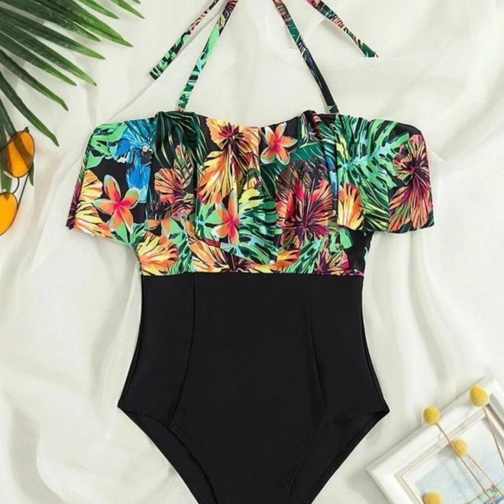 One piece tropical bathing suit size XL (14) - Picture 2 of 3